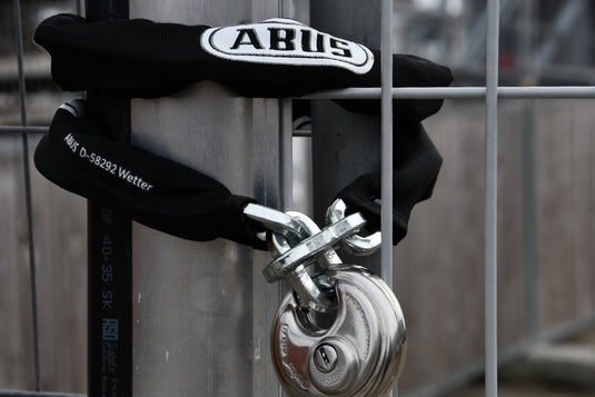 SECURITY CHAINS