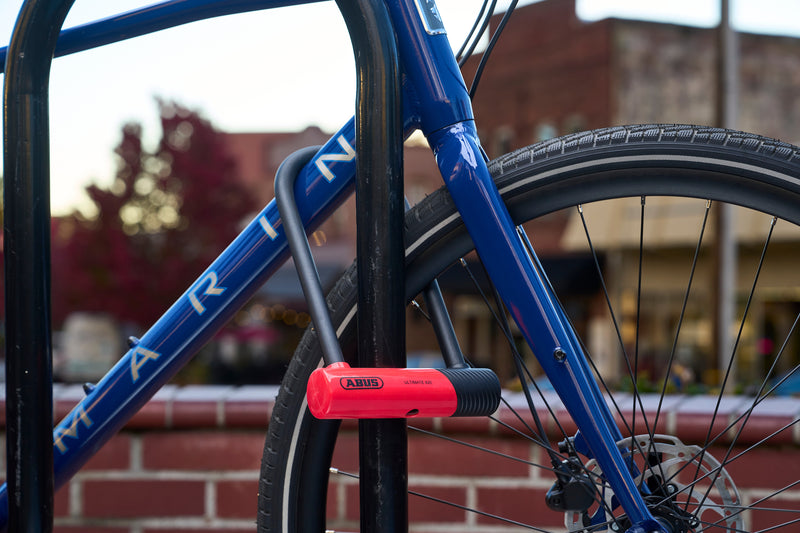 Load image into Gallery viewer, ultimate 420K securing blue bike to bike rack #size_230mm
